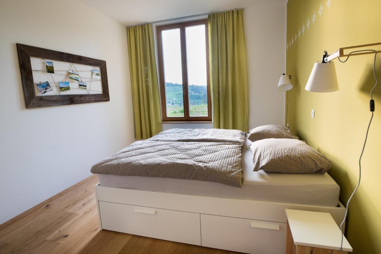 Affittacamere Hiša sonca Toti breg Svecina Esterno foto